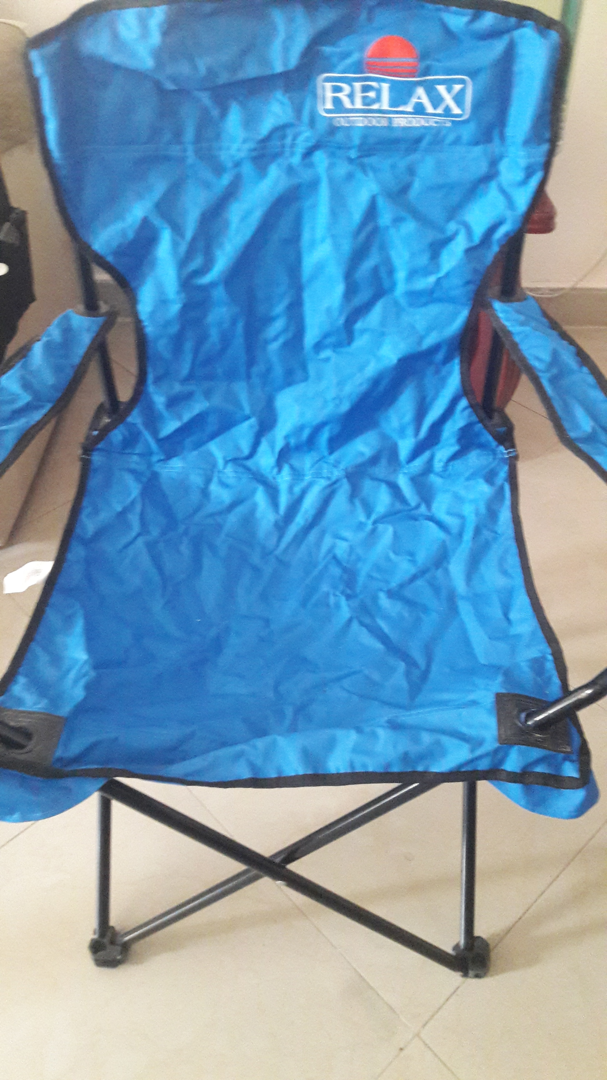 Cooler Jug, Beach chairs, beach table, Umbrella - Image 7