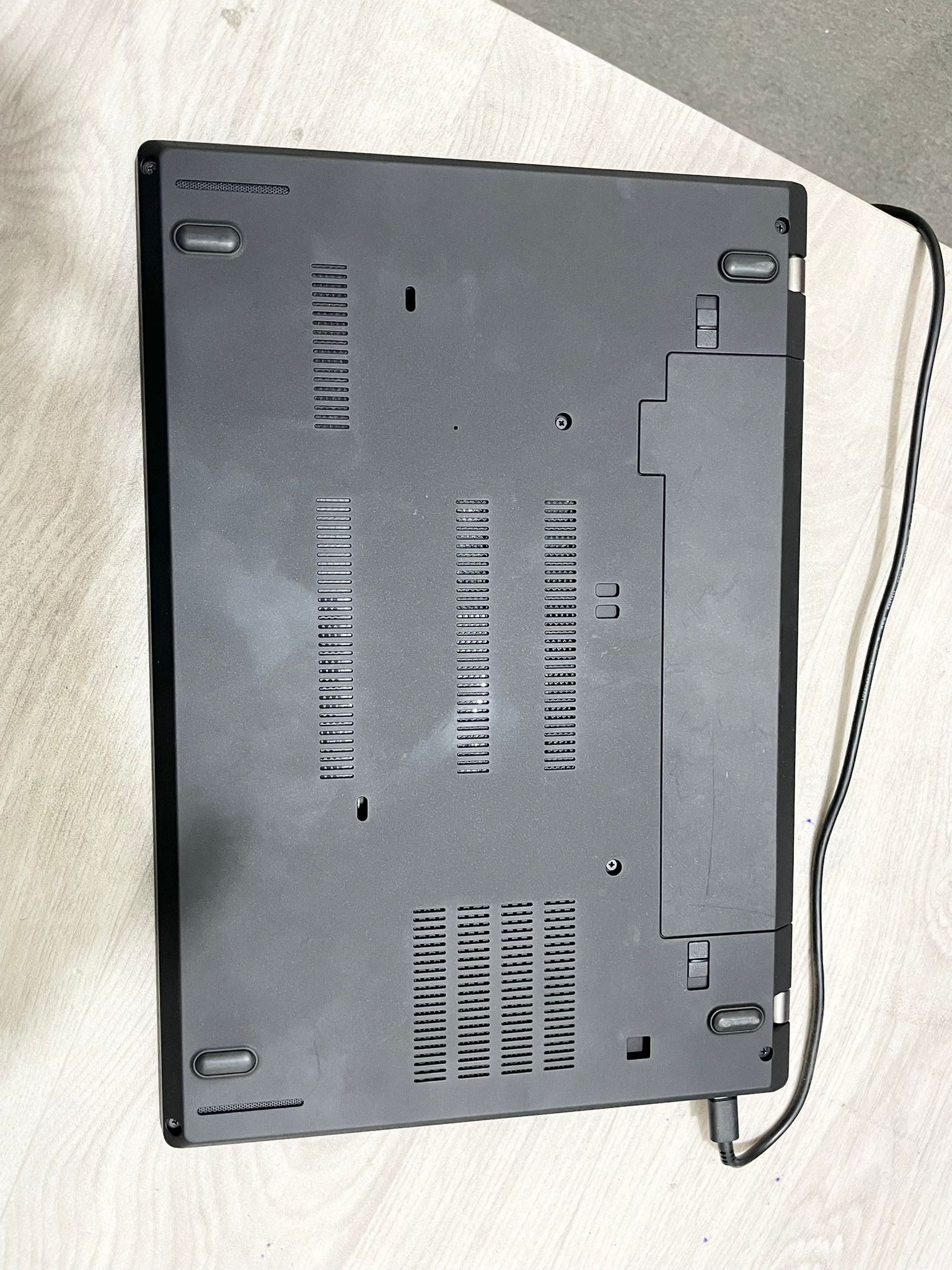 Lenovo ThinkPad T480 - 14" inch - i7-8th Gen-16GB RAM-512GB SSD-(33176355) - Image 6