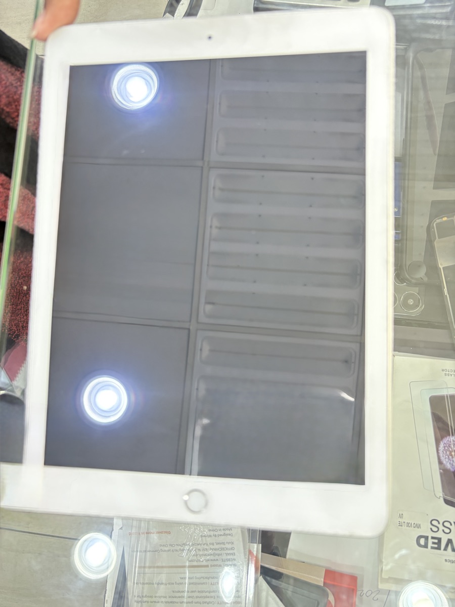 I pad 5 - Image 3