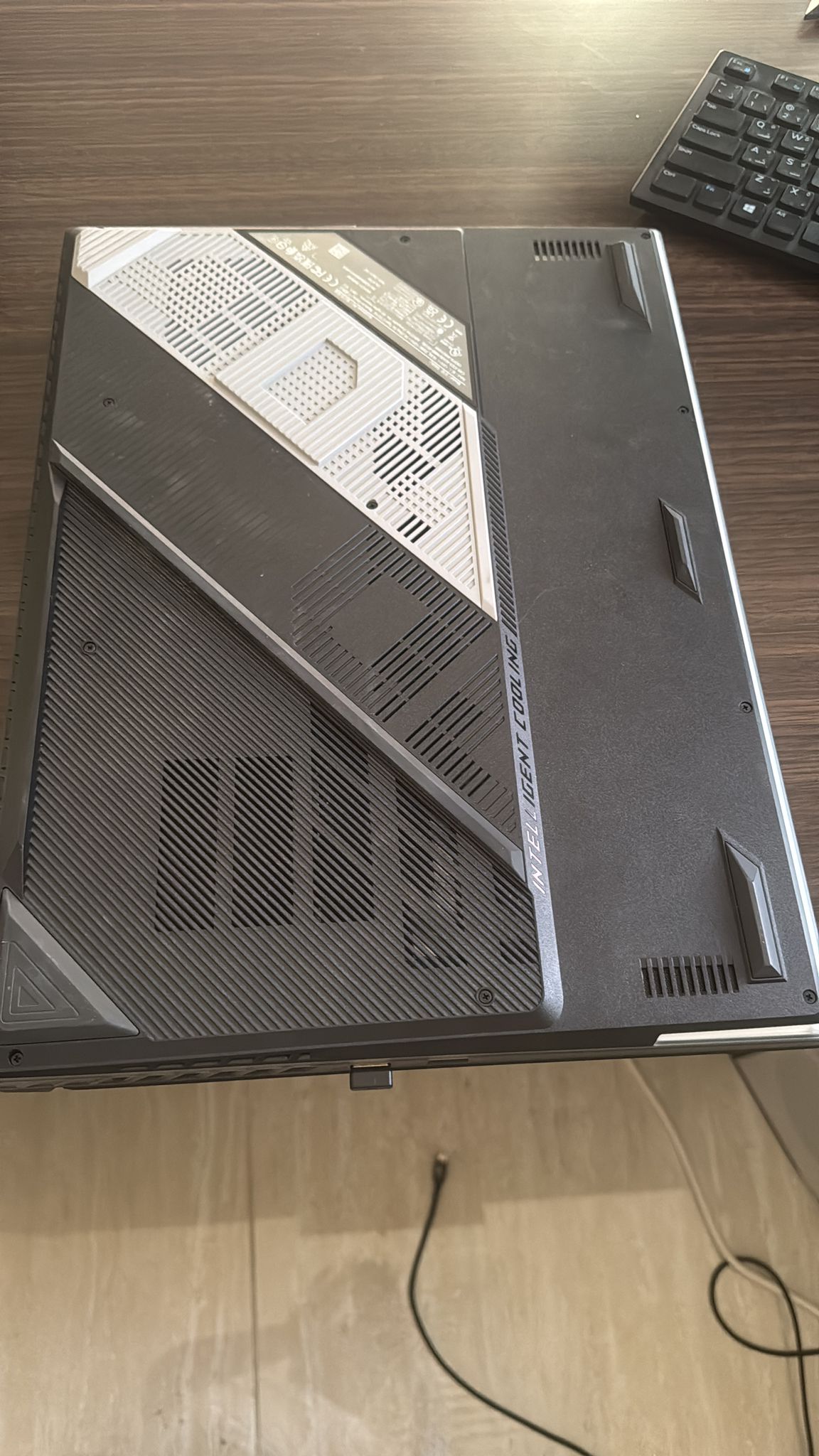 Asus ROG Strix SCAR 18 g834jy-n6064w ultimate gaming laptop - Image 5