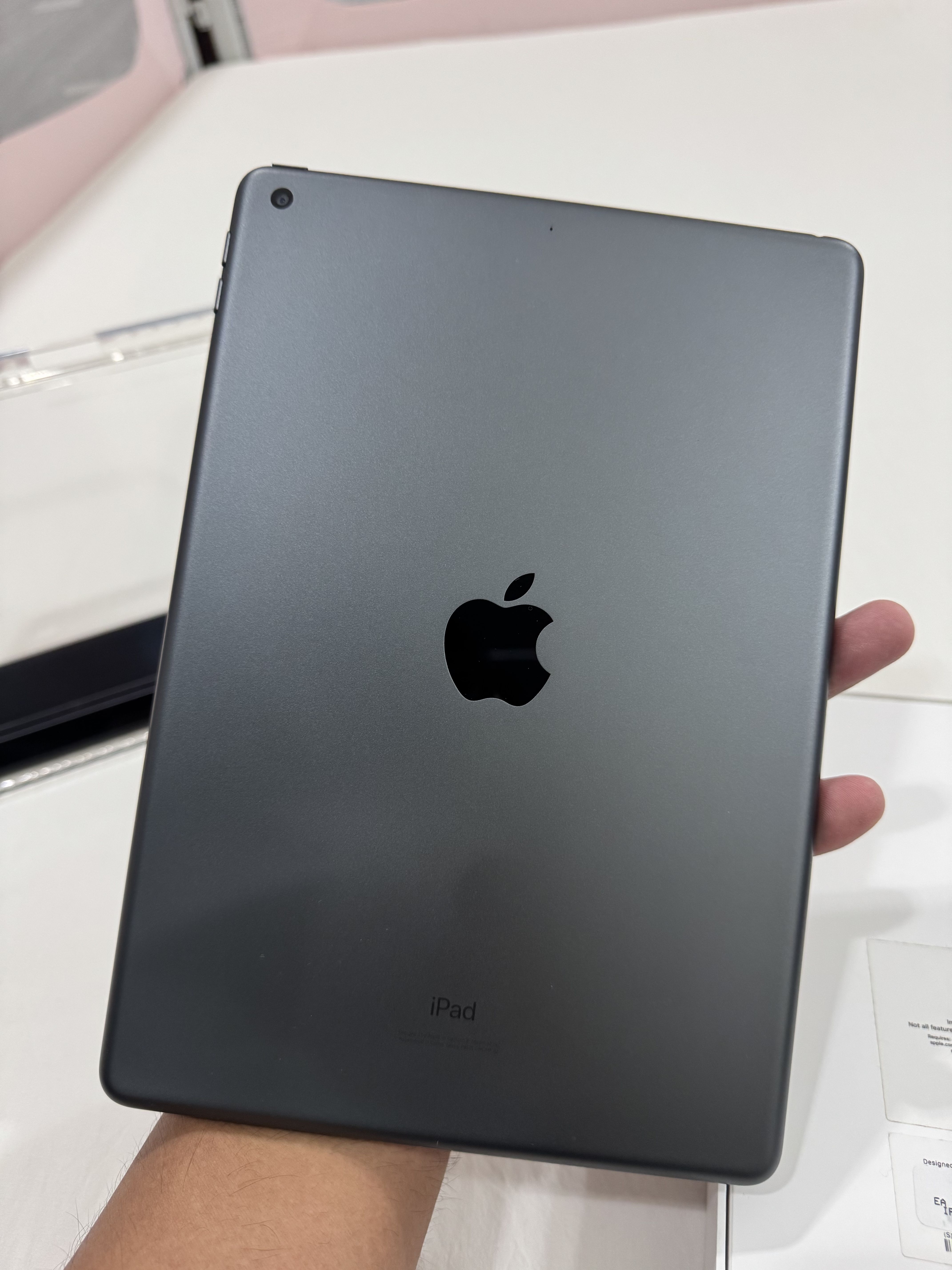 iPad 7th Gen 10.2" 128GB - Image 5