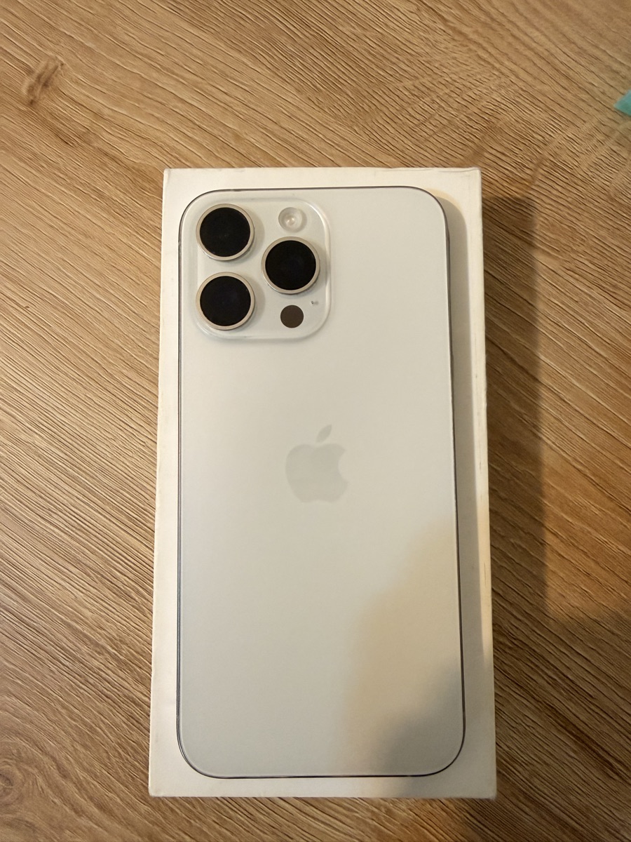 iPhone 15 pro max 256gb - Image 4