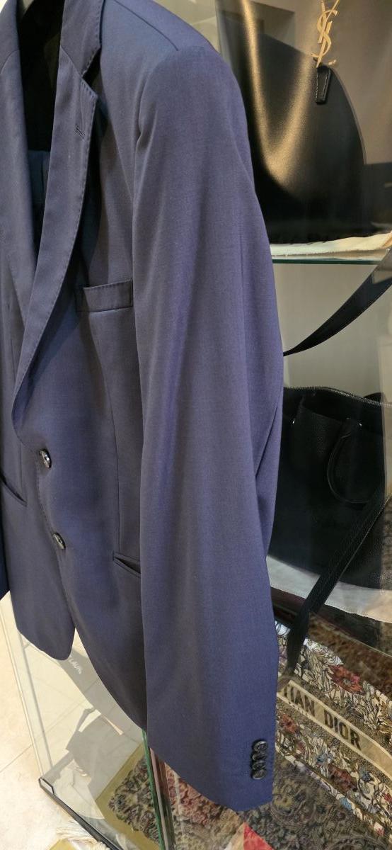 Boss Suits (Tailored) in impeccable condition for sale - Image 2