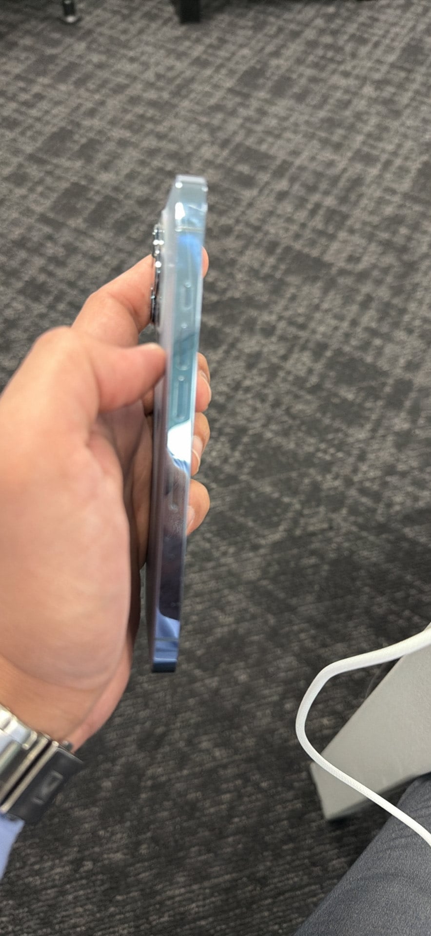 iPhone 13 Pro - Image 3