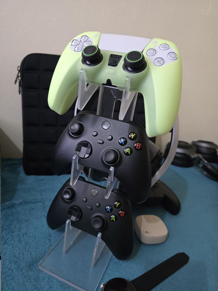 Three-layer Gamepad Holder With Headphone Holder For PS4/ PS5/PS3 Desktop - Image 4