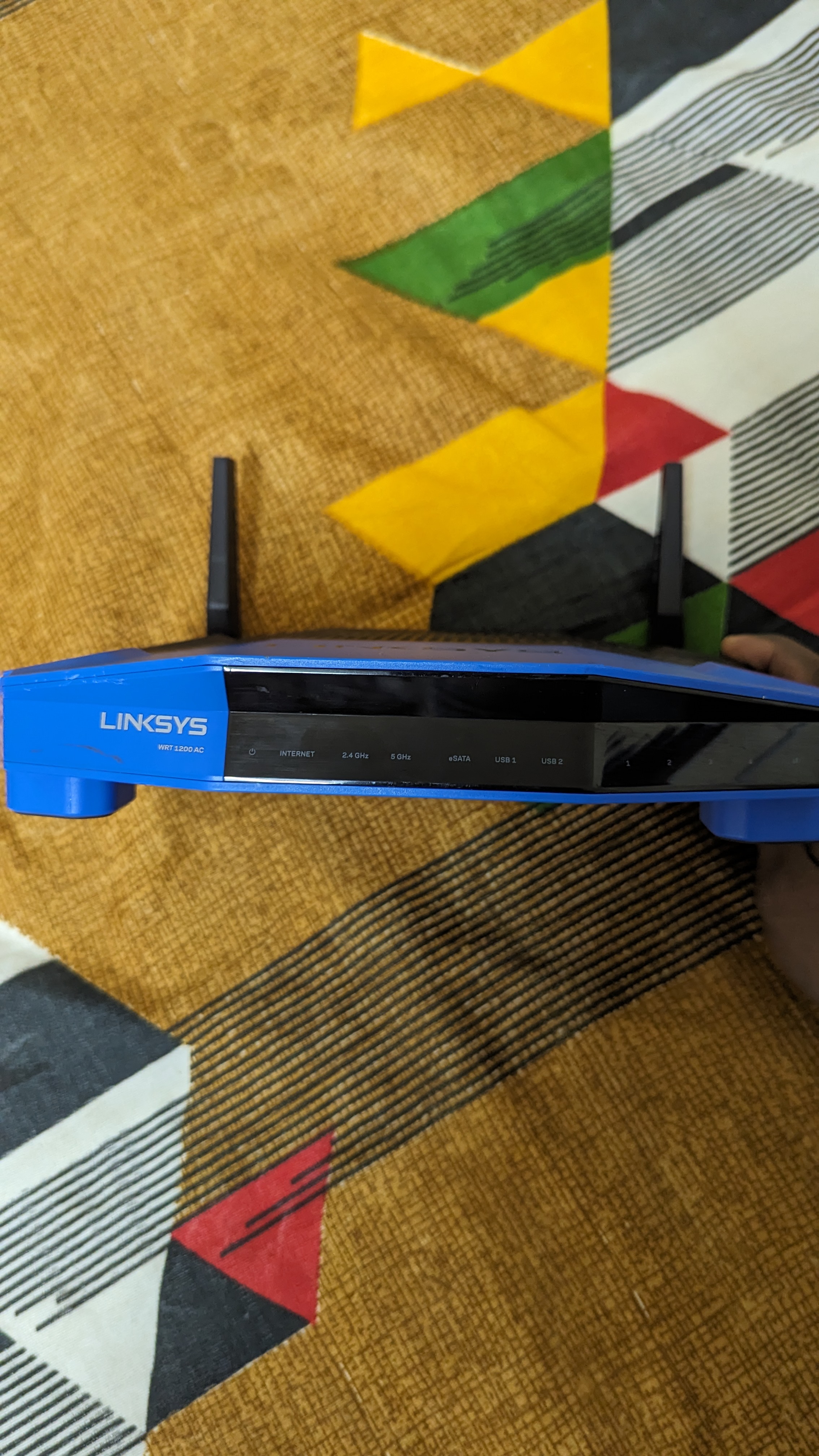 LINKSYS "WRT1200AC" Gigabit router  - Image 3