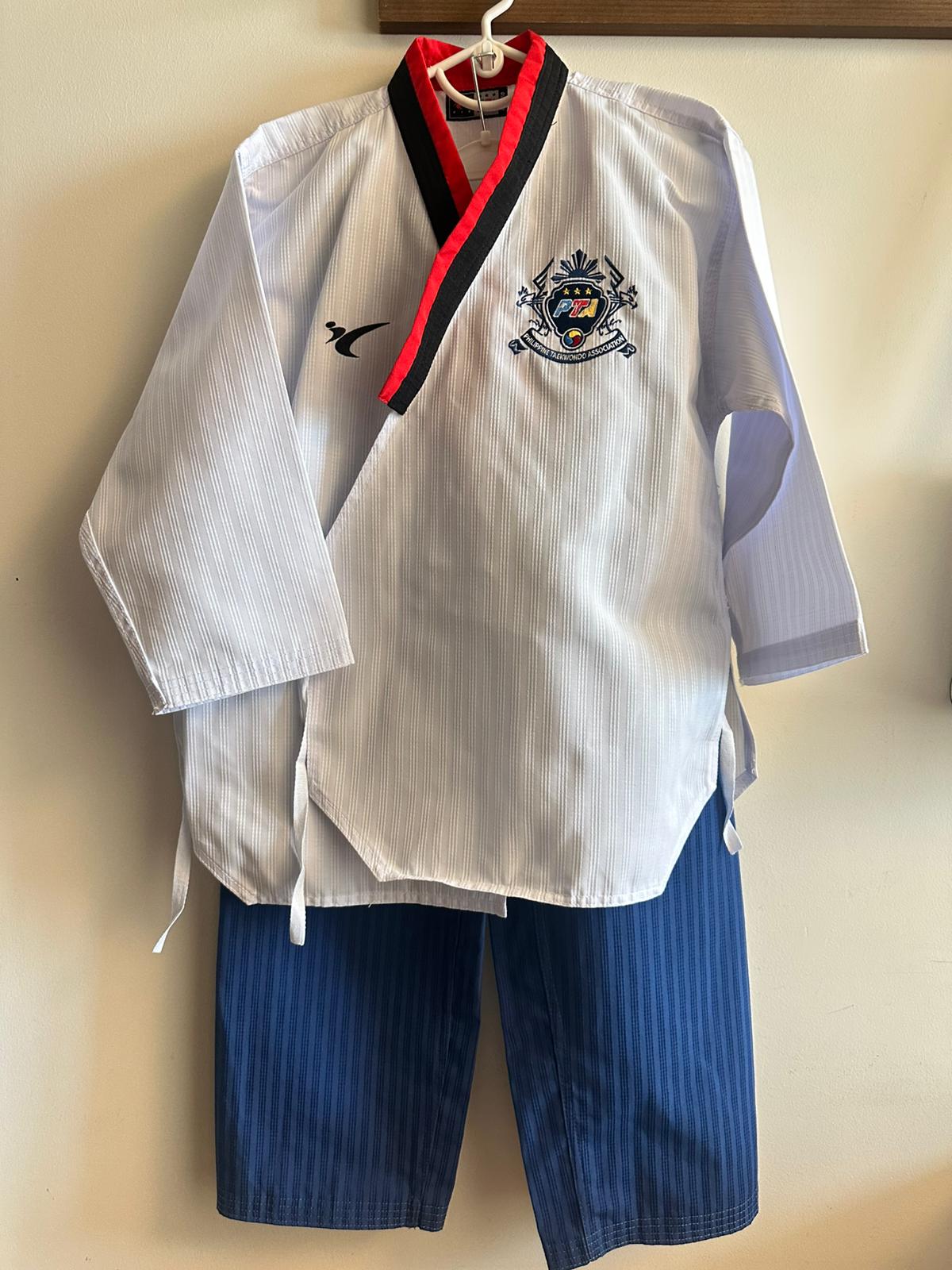 Brand new black belt uniform - Image 1