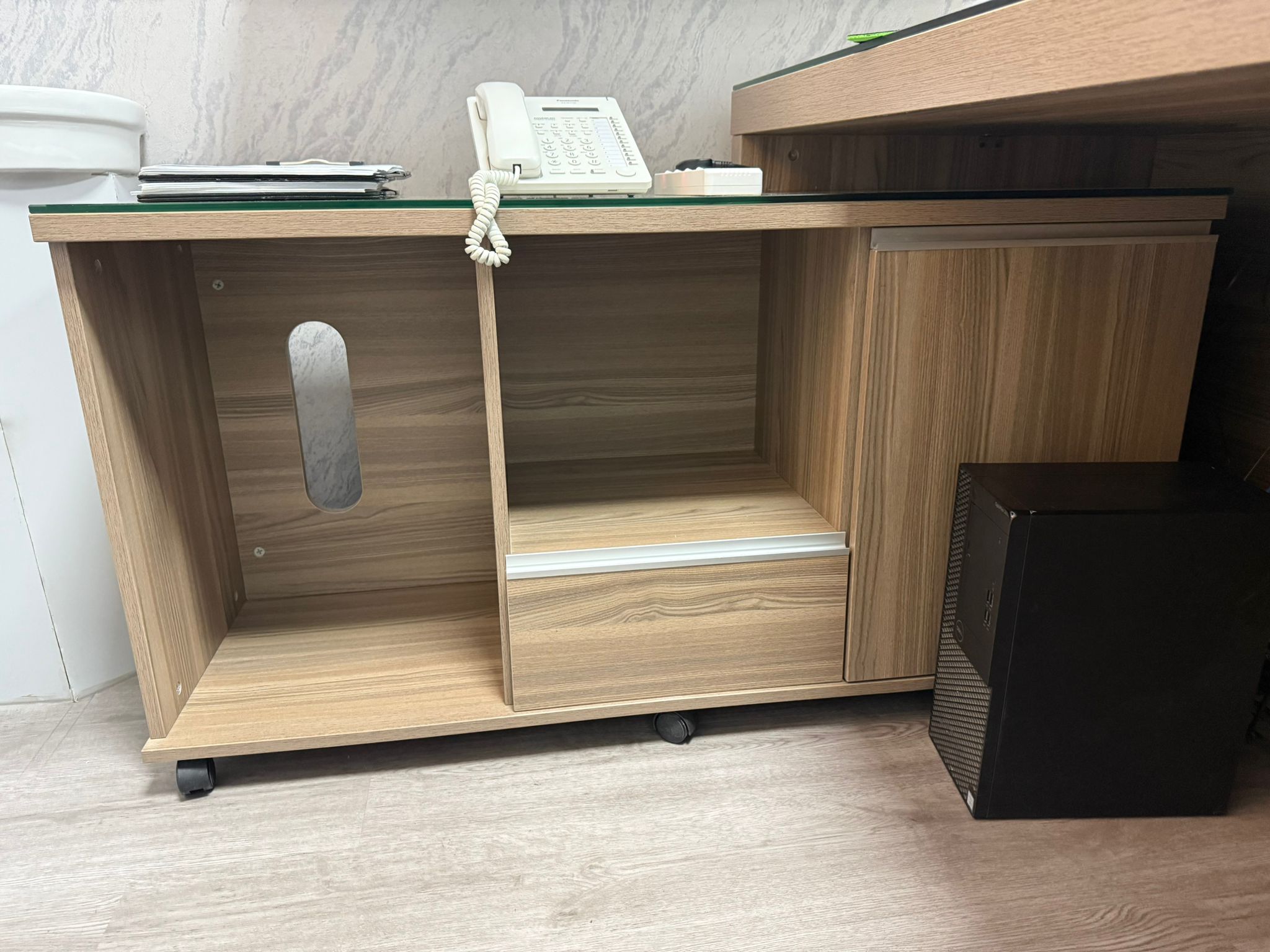 Office Desk for Sale - Image 5