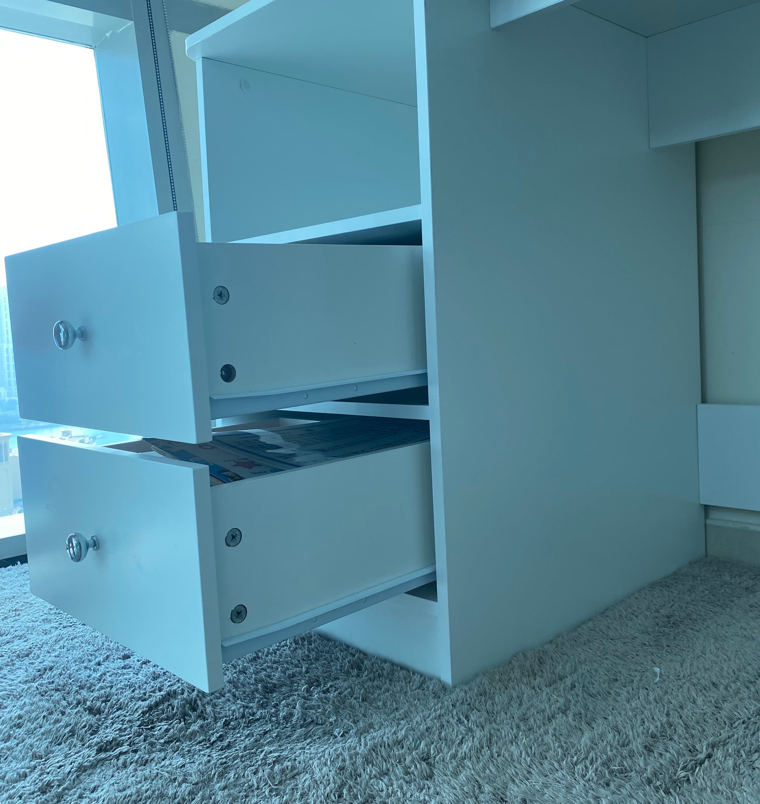 Studding desk / table  - Image 10