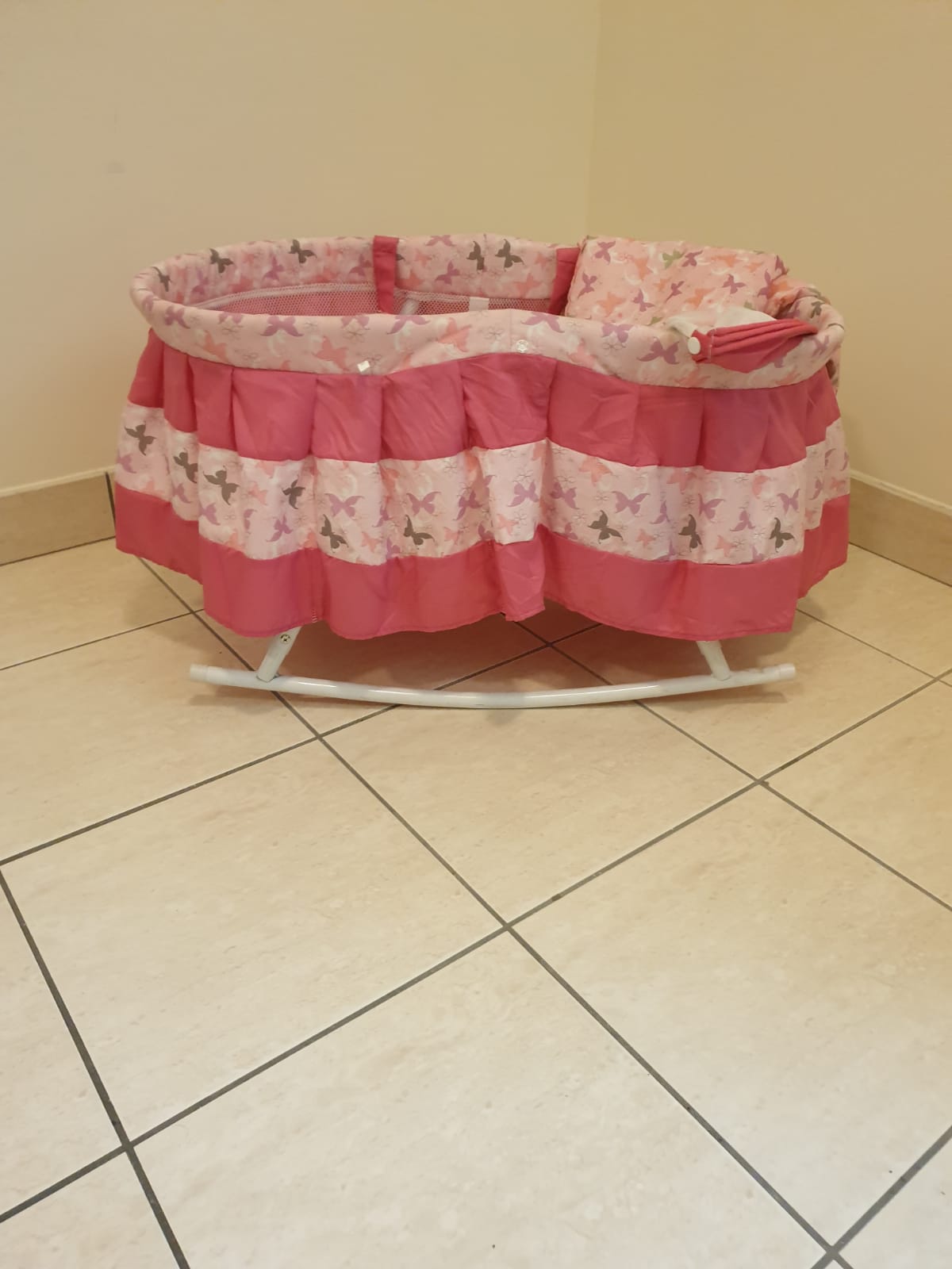 Household Essentials for Moving Sale  - Image 8