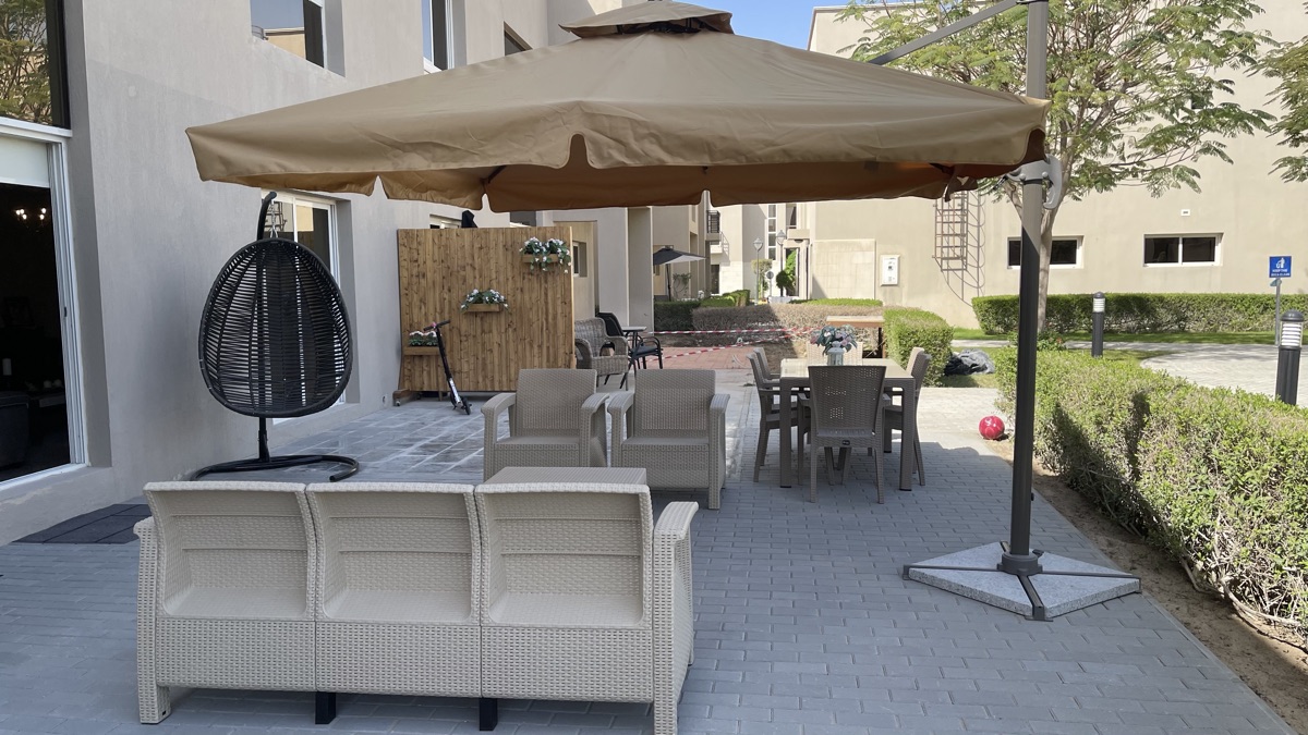 Umbrella & Gazebo - Image 4