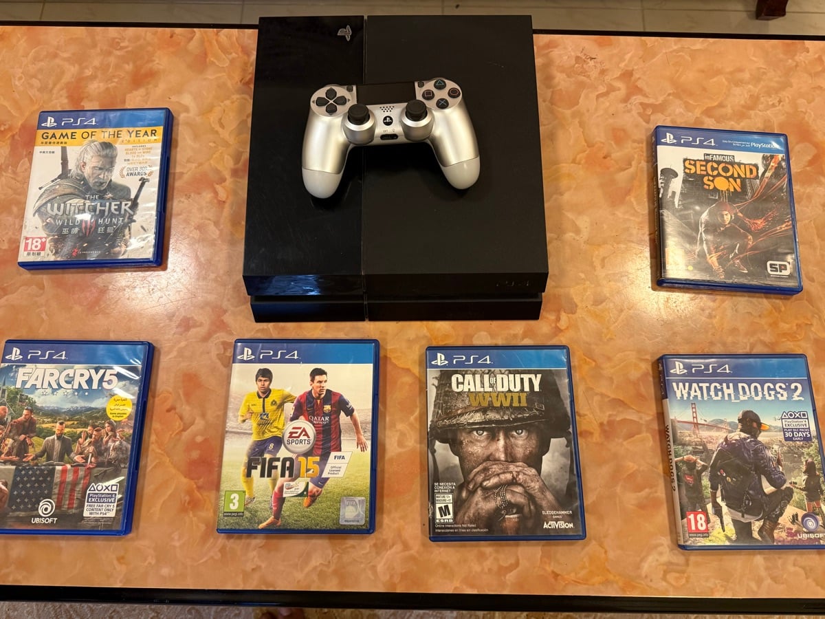 PlayStation 4 Console with Controller & Games – Excellent Condition - Image 2