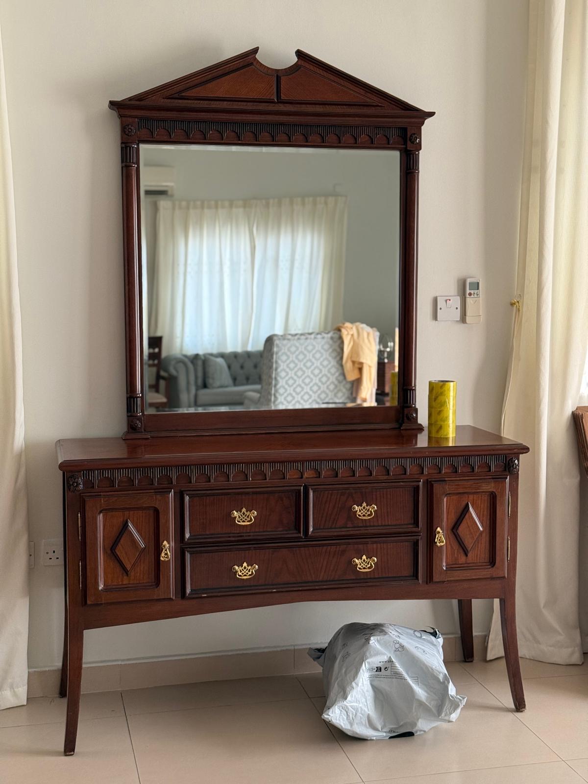 Dining Room Set – For Sale | طقم غرفة طعام – للبيع - Image 2