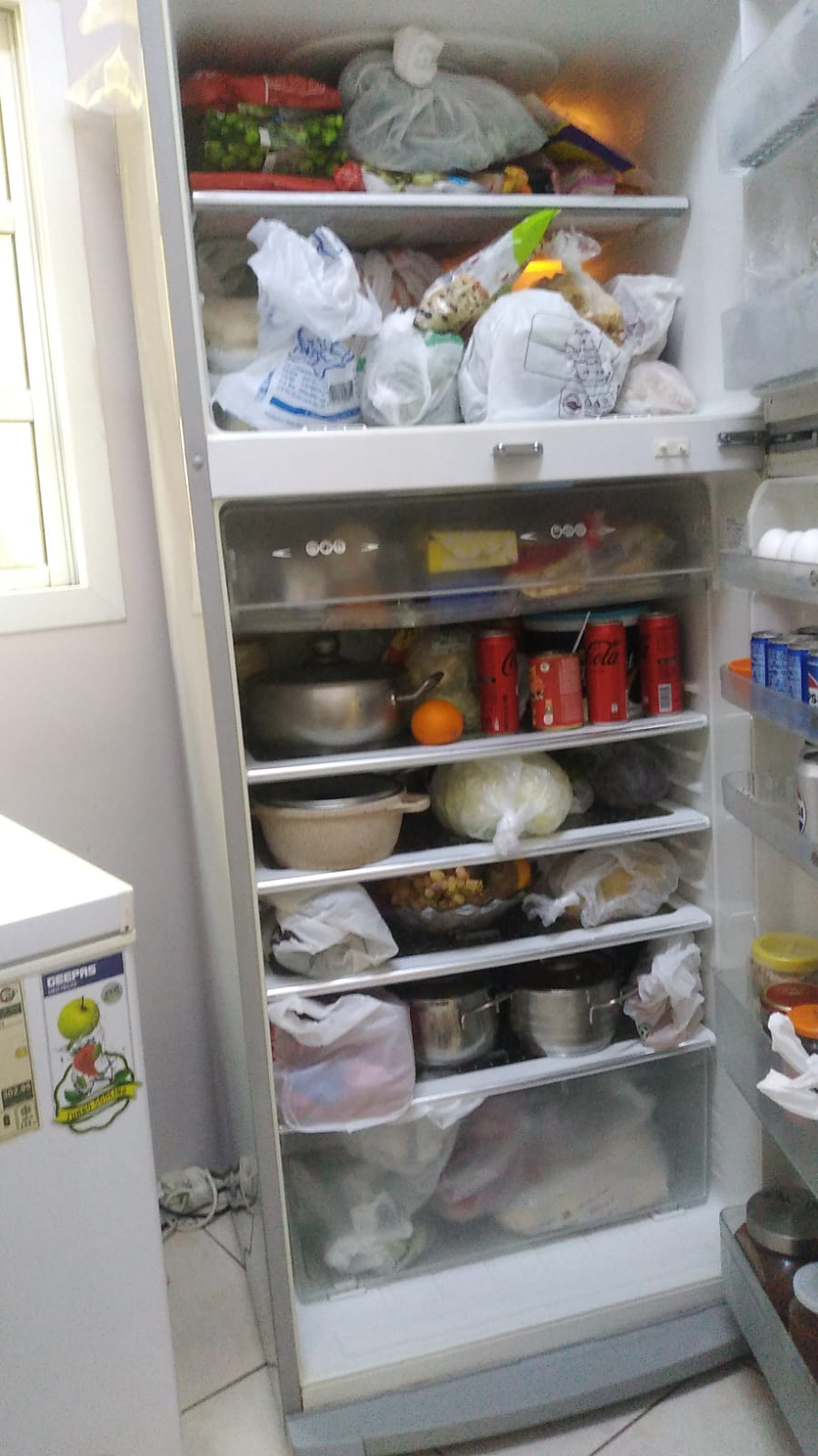 SHARP REFRIGERATOR - Image 2