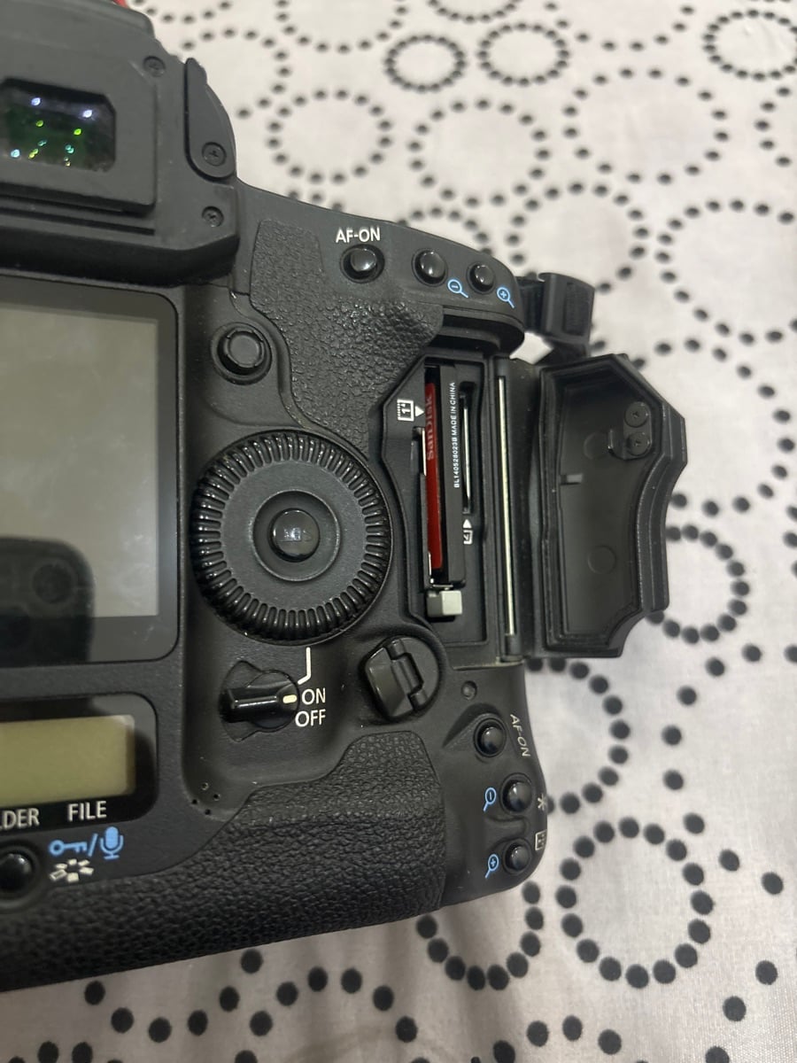 Canon Eos-1 D Mark iii - Image 2