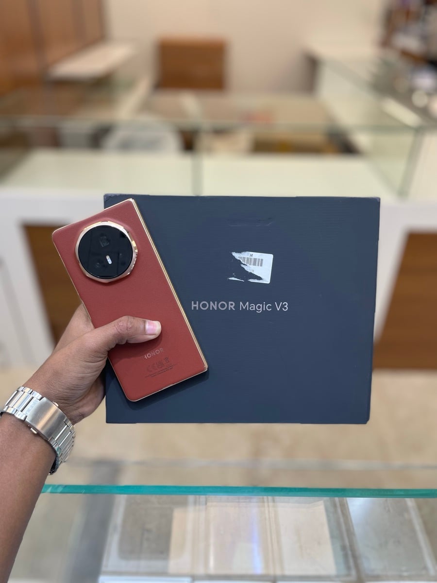 HONOR Magic V3 - Image 1