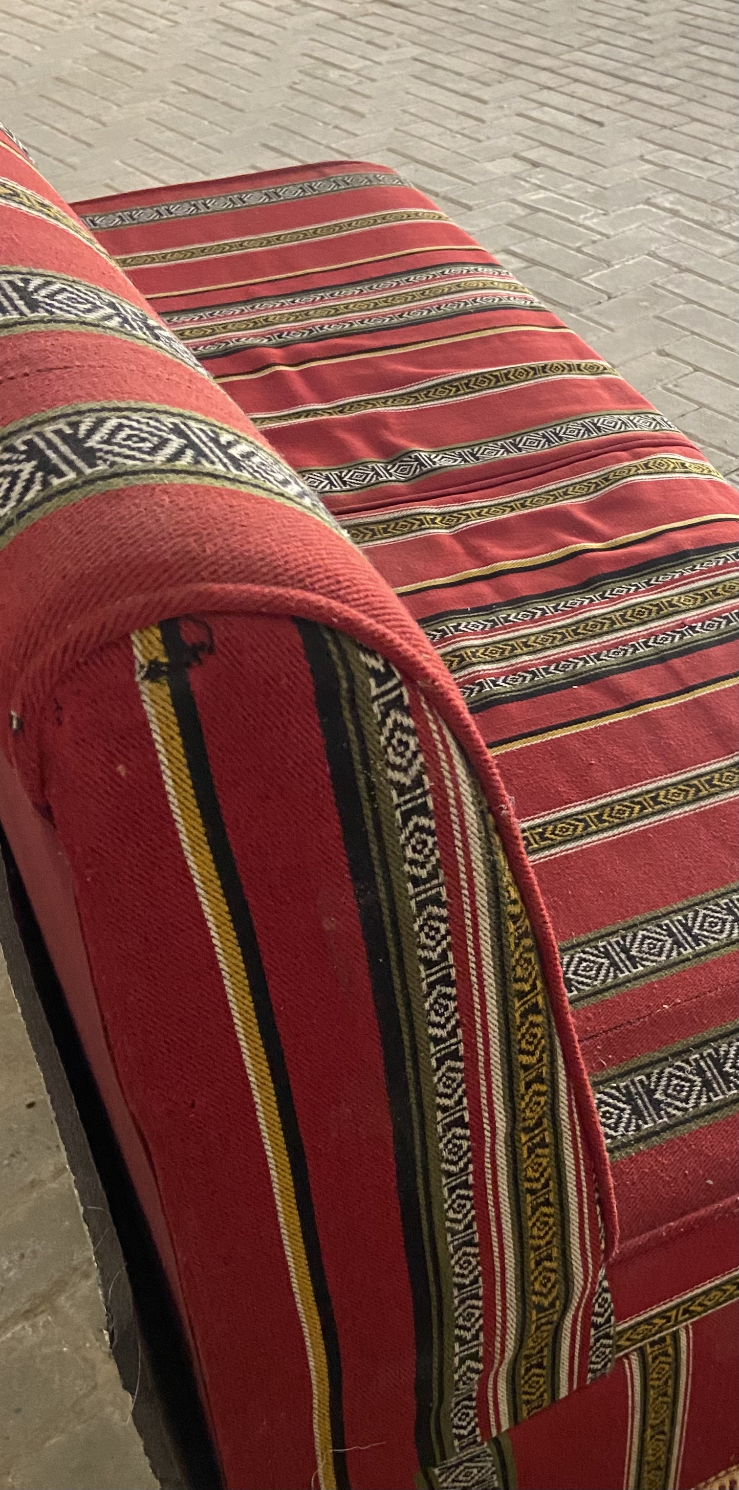 Sofa in good condition - Image 2