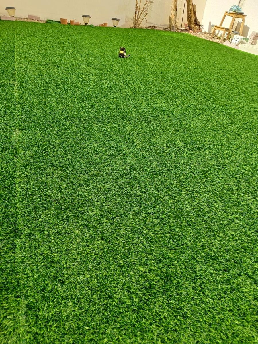 Good quality artificial grass carpet - Image 5