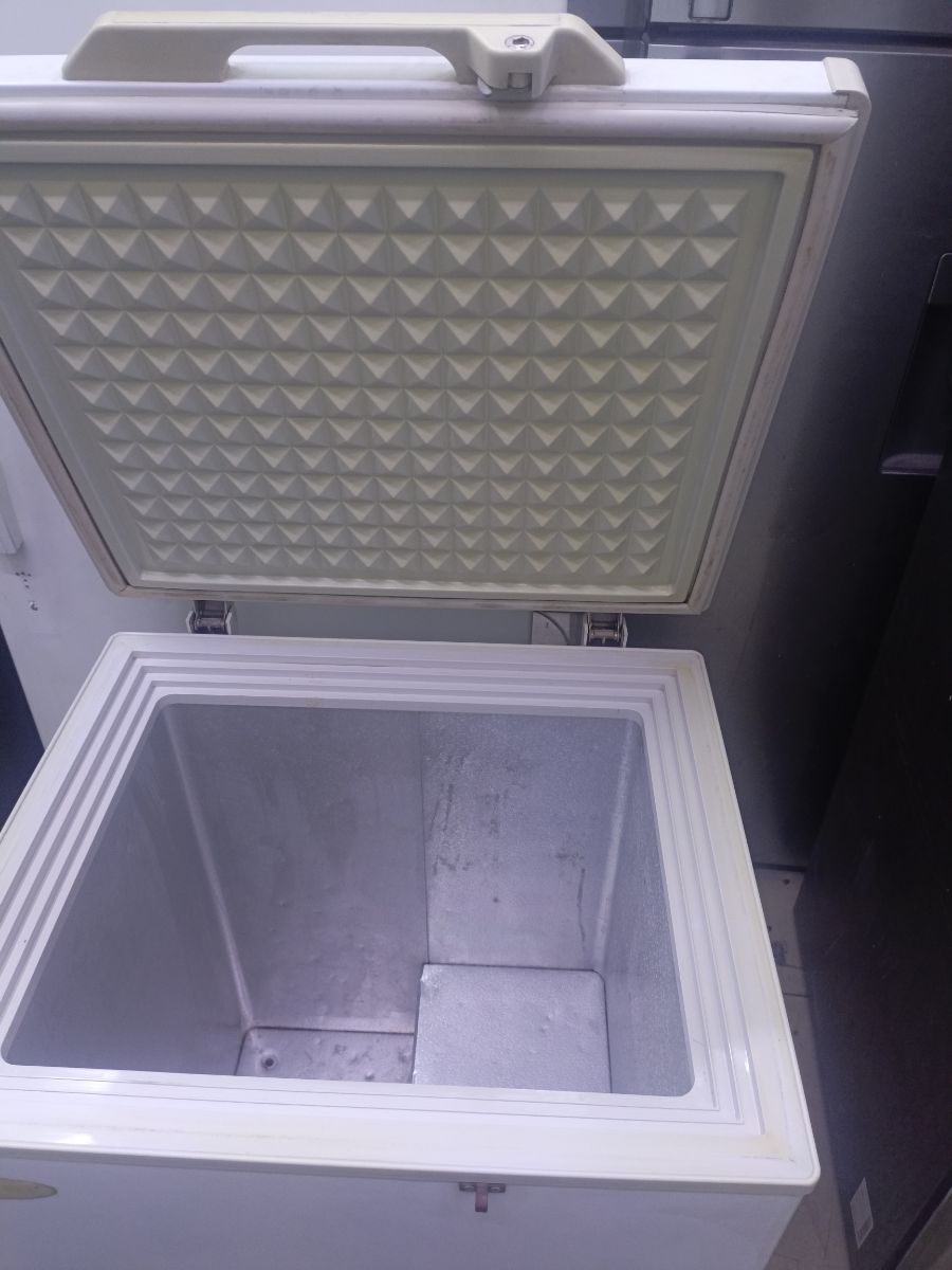 Nikai deep freezer - Image 2