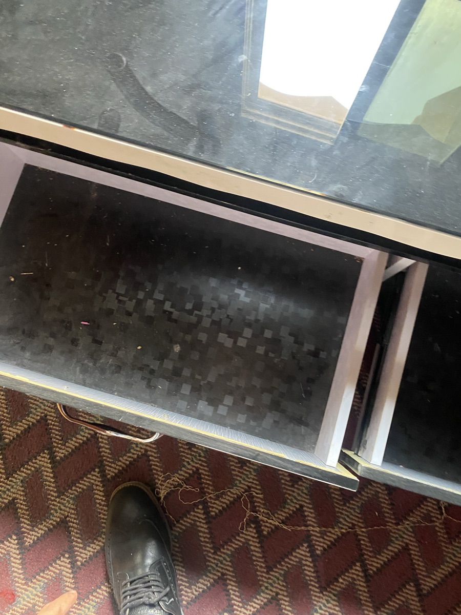 TV / Coffee table - Image 4