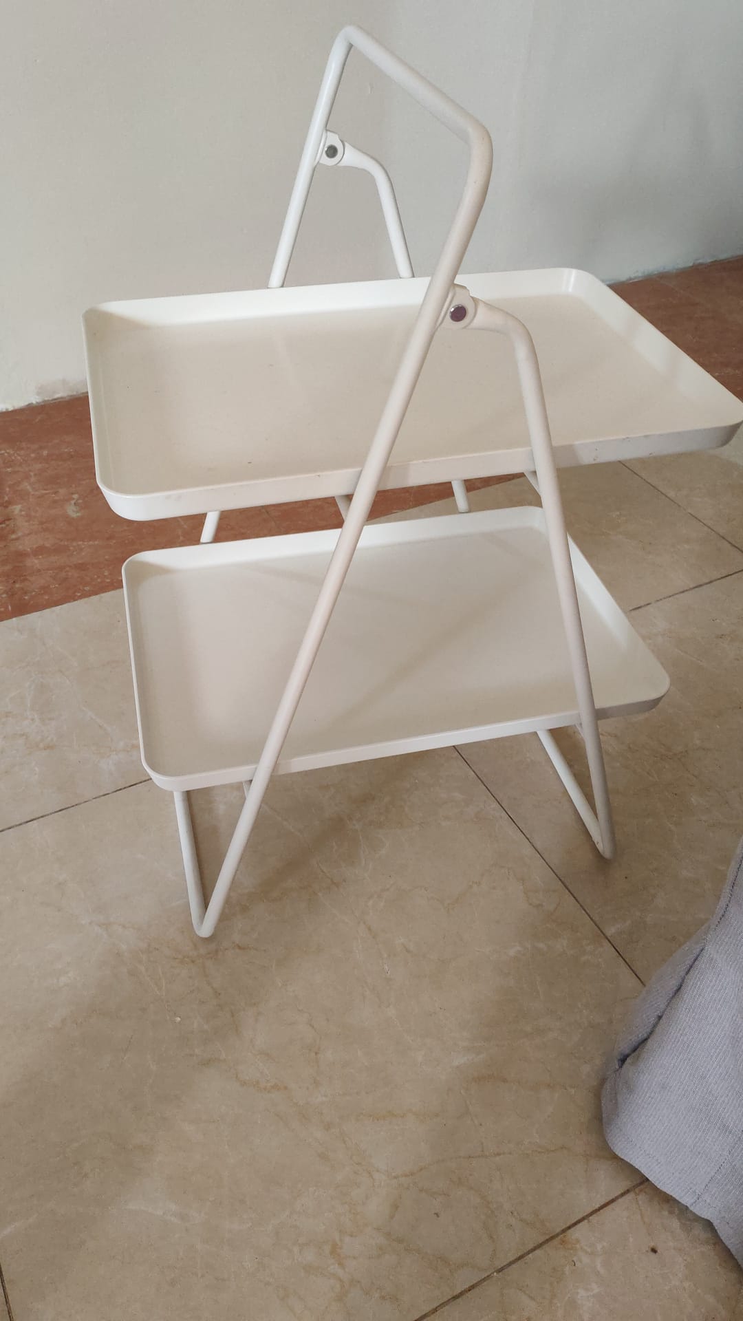 Tray Table - Image 2