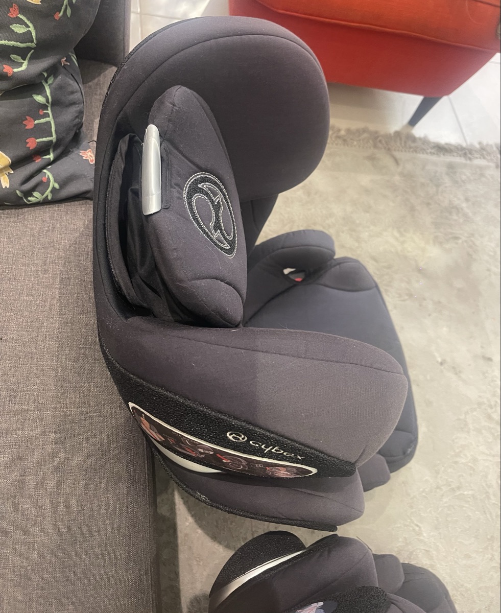 Cybex solution Z brand car seat high quality and perfect condition - Image 1