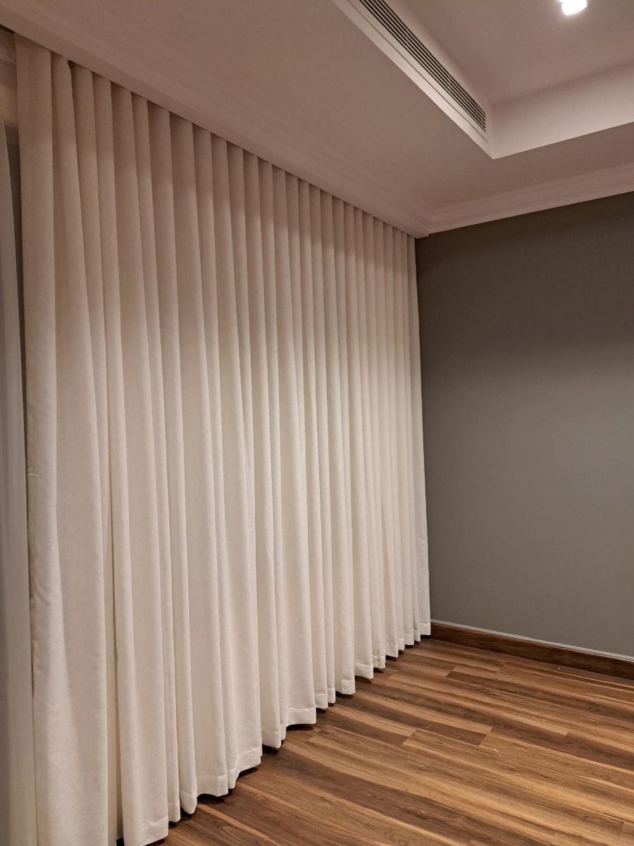 Curtain and sofa carpet - Image 20
