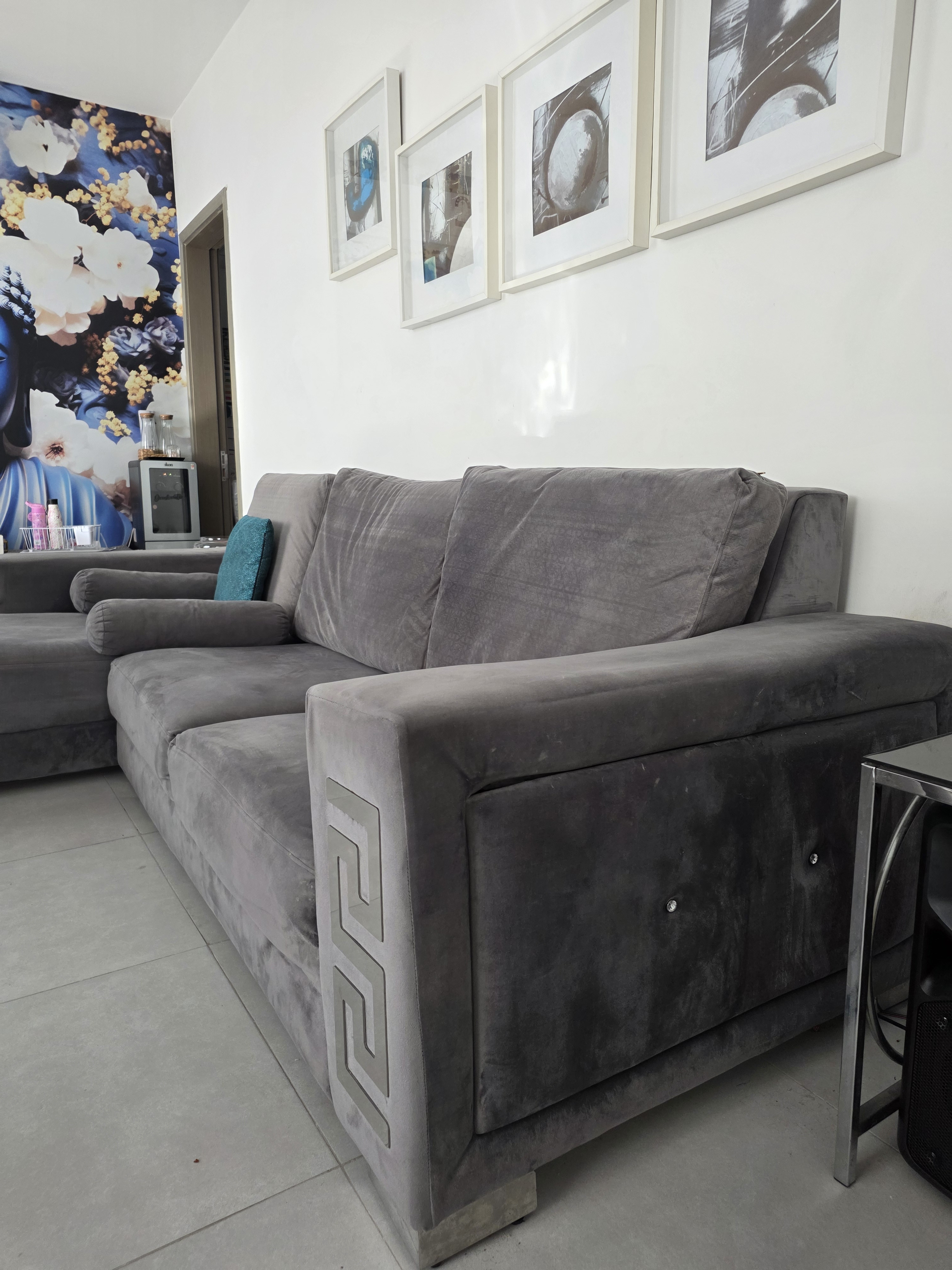 SOFA for immediate sale - Image 5