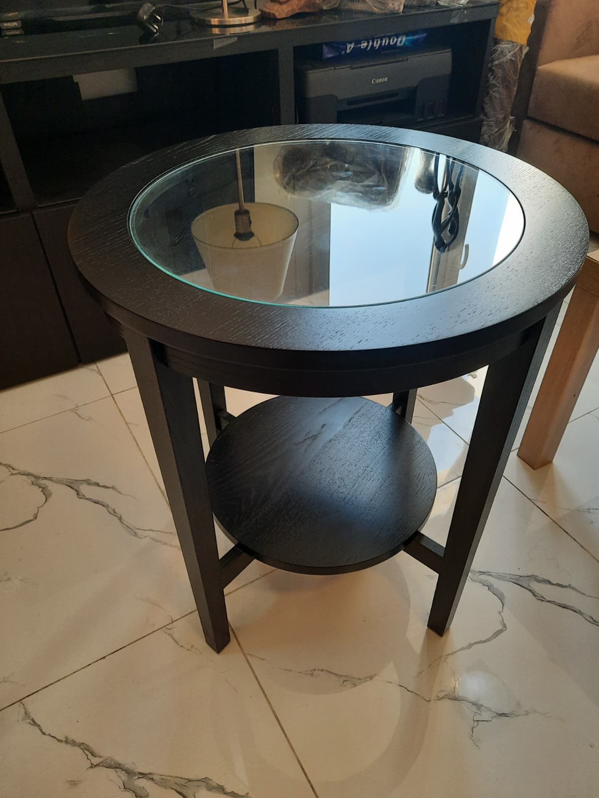 Round coffee table for sale - Image 3