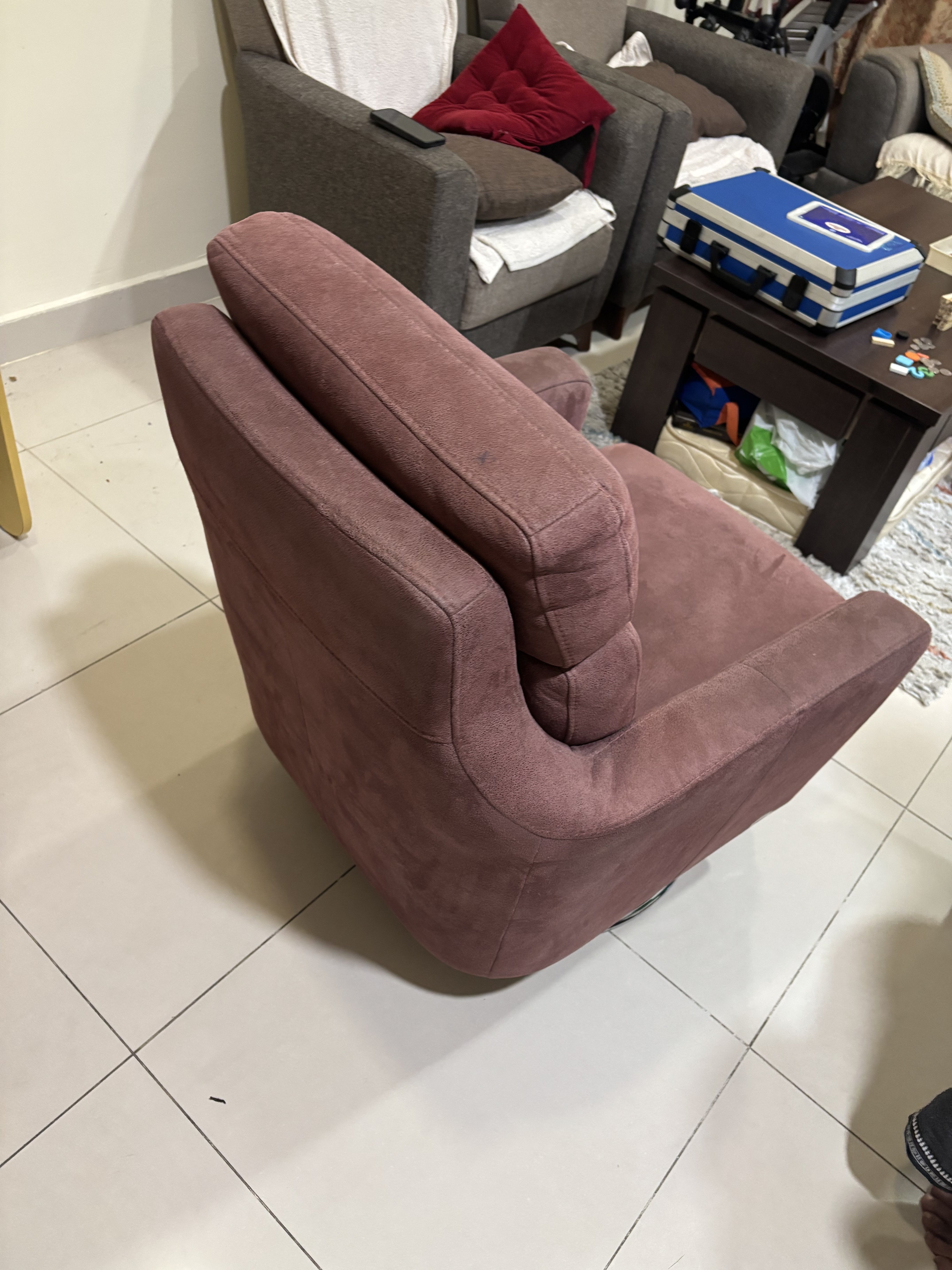 Swivel chair perfect sale urgent - Image 3
