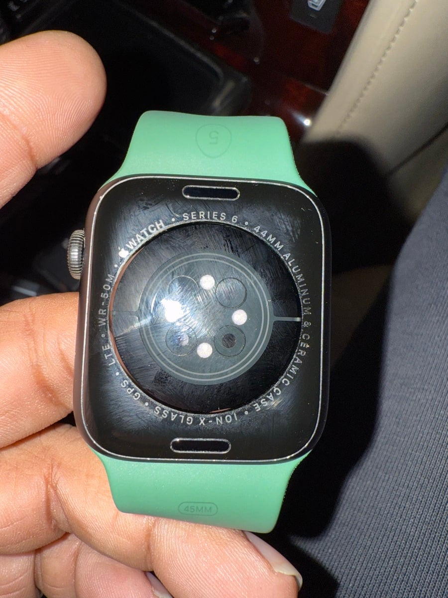 Apple Watch Series 6 GPS+Cellular eSIM - Image 4