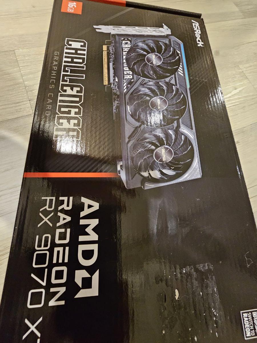 RX 9070 XT AMD Radeon ASRock Challenger - Image 2