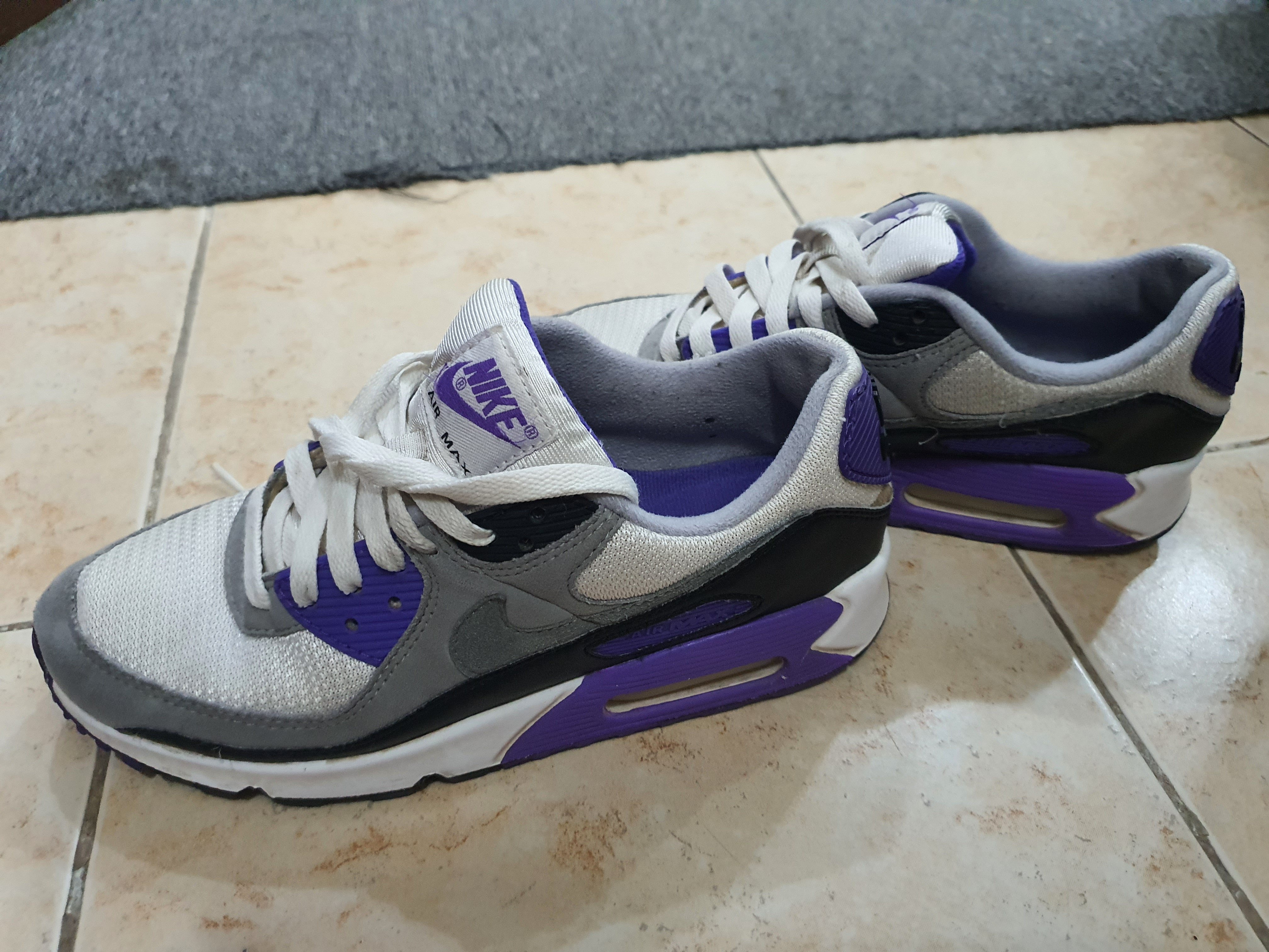 Nike AirMax running shoe  - Image 3