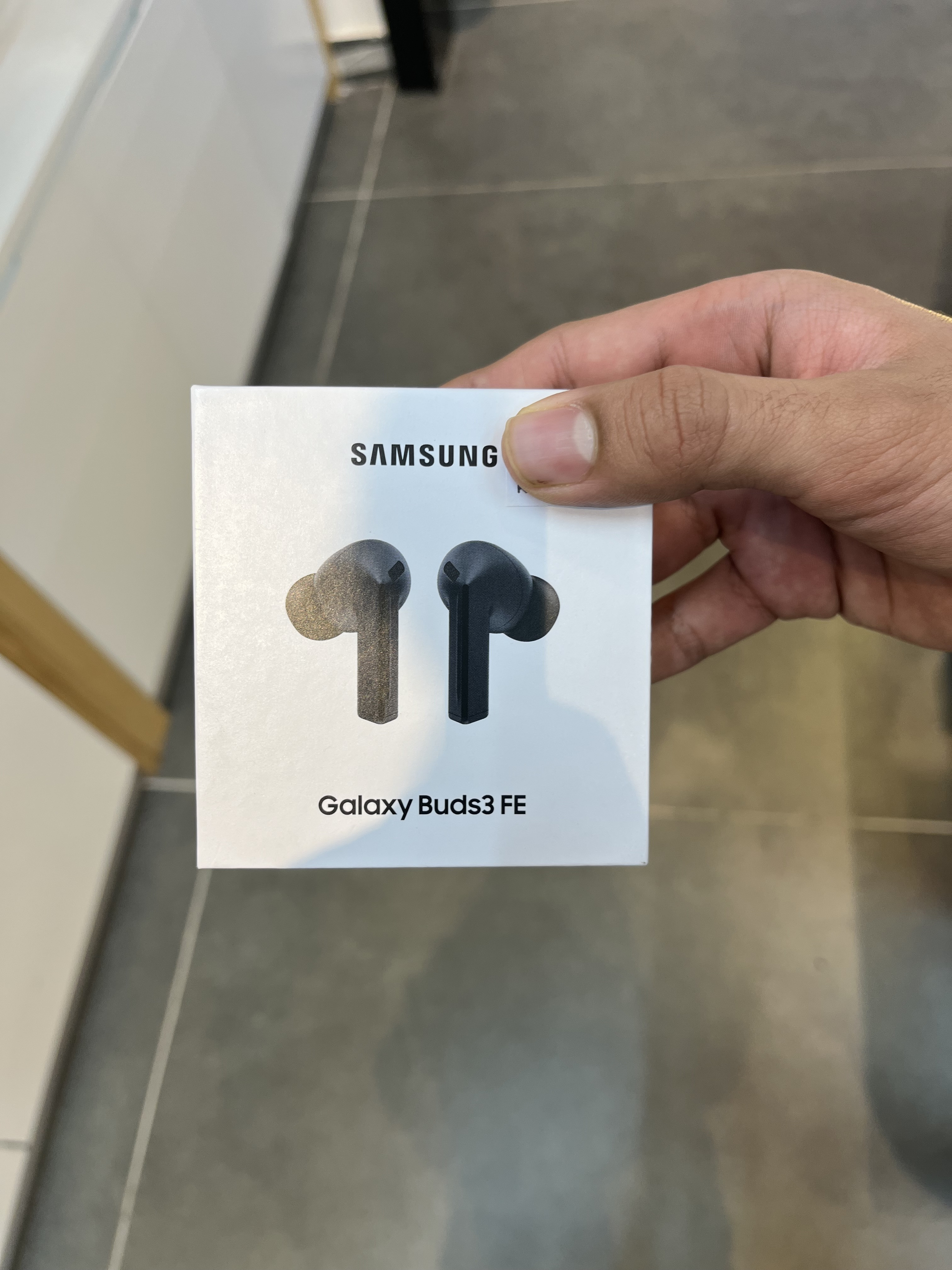 Galaxy buds 3 pro FULLY SEALED and BRAND NEW - Image 1
