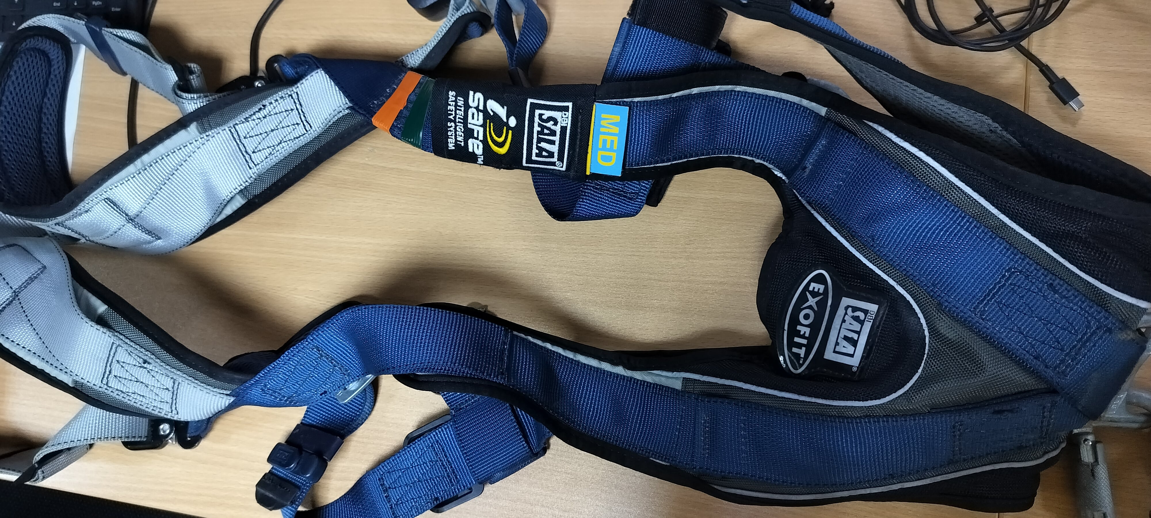 3M DBI sala full body harness - Image 1