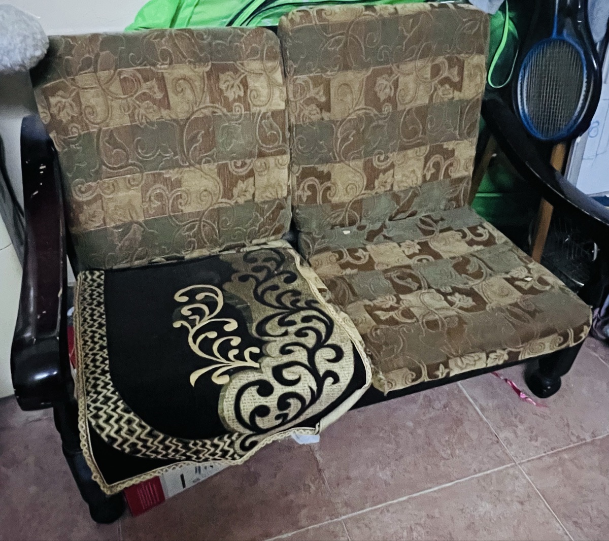 Sofa tea table for sale - Image 3