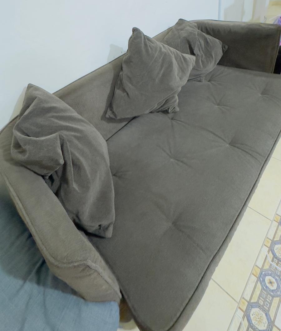 Old 3+2+1seater brown sofa  and 1 tea table  - Image 6