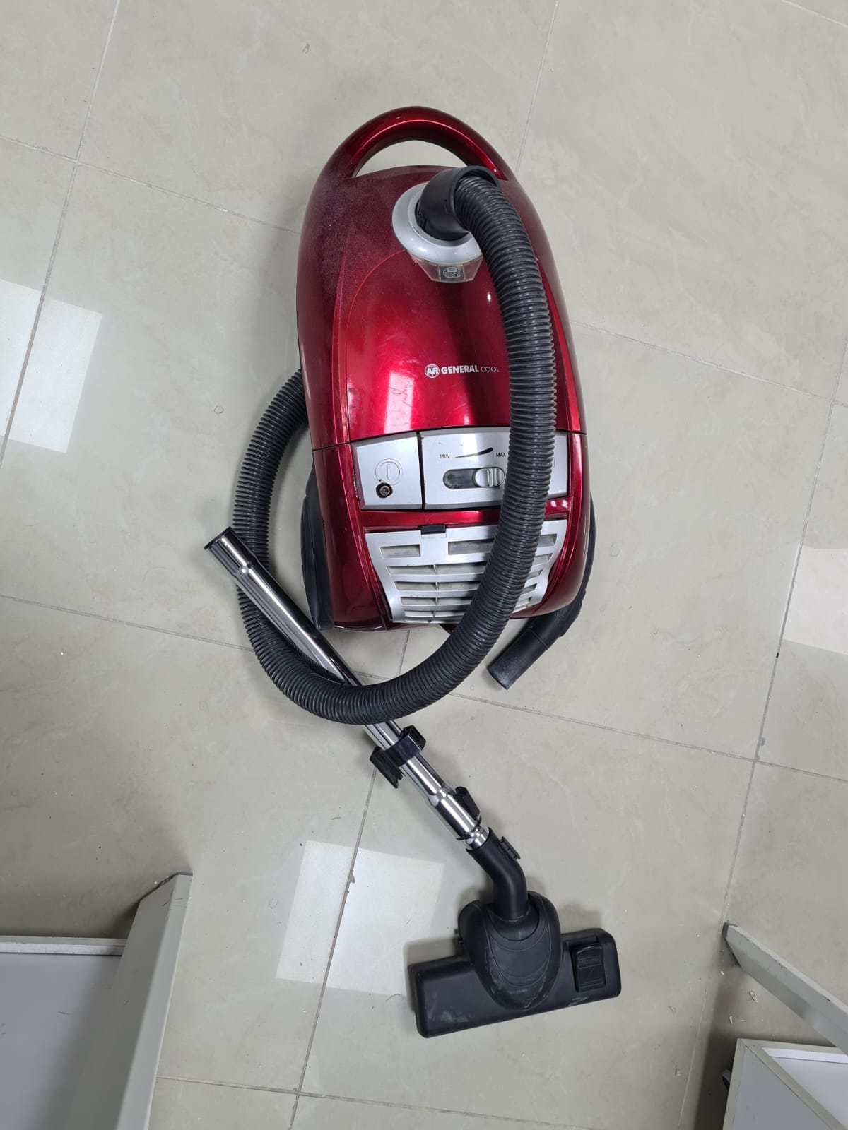 VACCUM CLEANER - Image 2