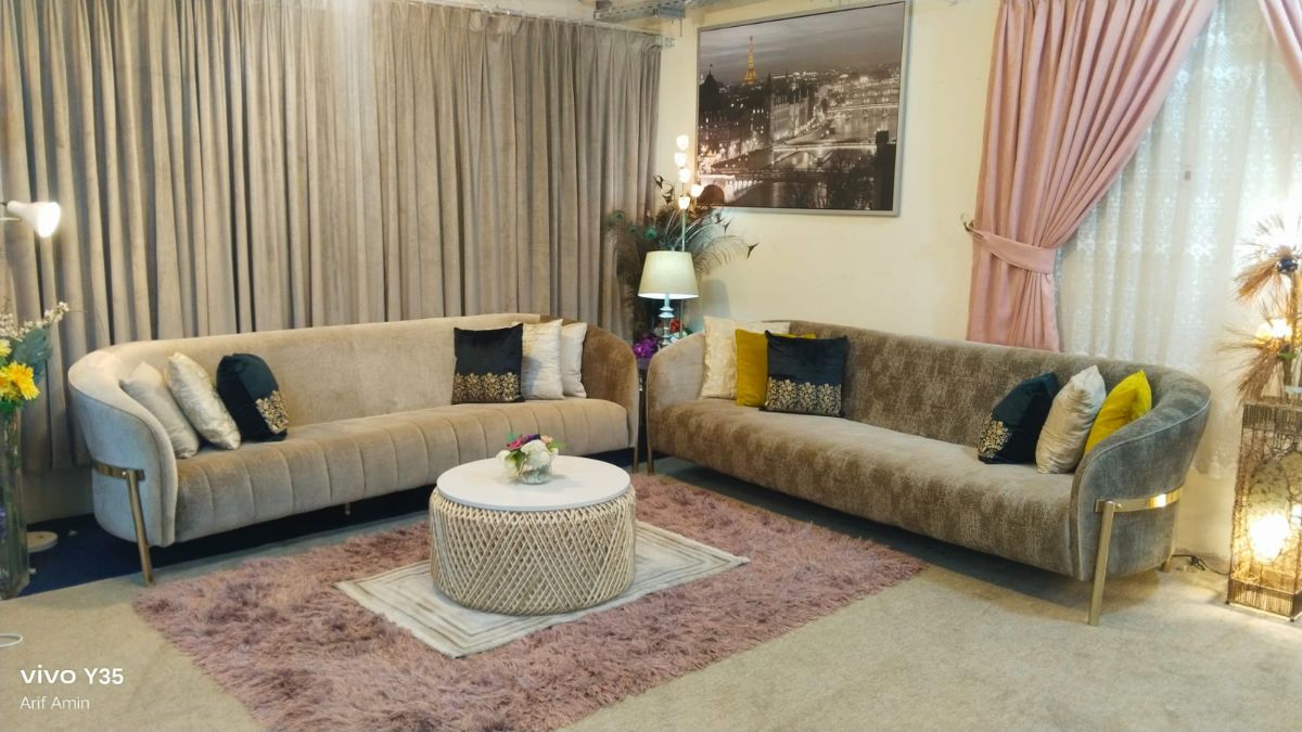 Brended sofa set for sell good condtion call or what's app-  71532454 - Image 6