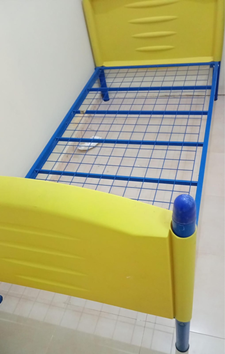 Mattress with Frame - Image 3