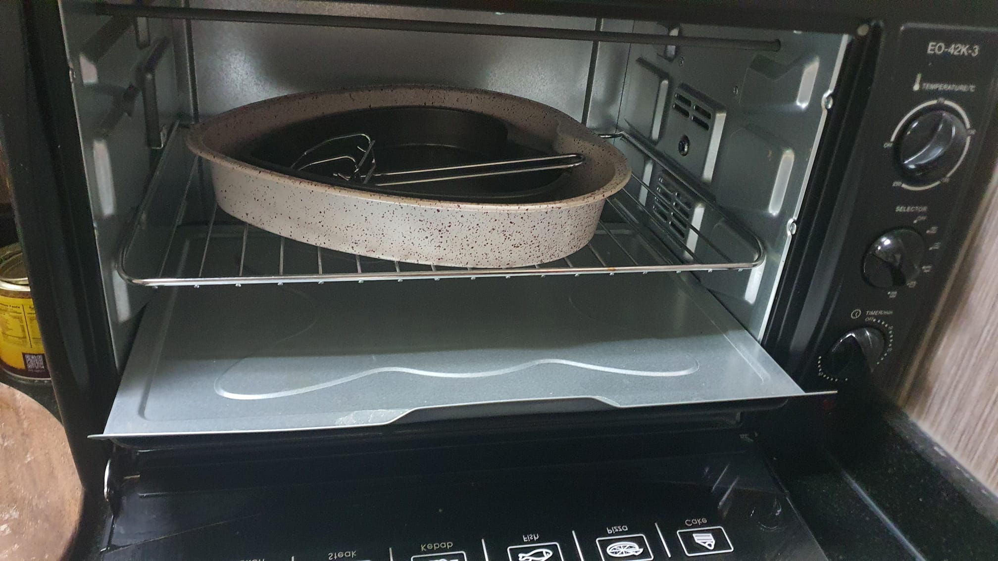 Microwave Oven - Image 2