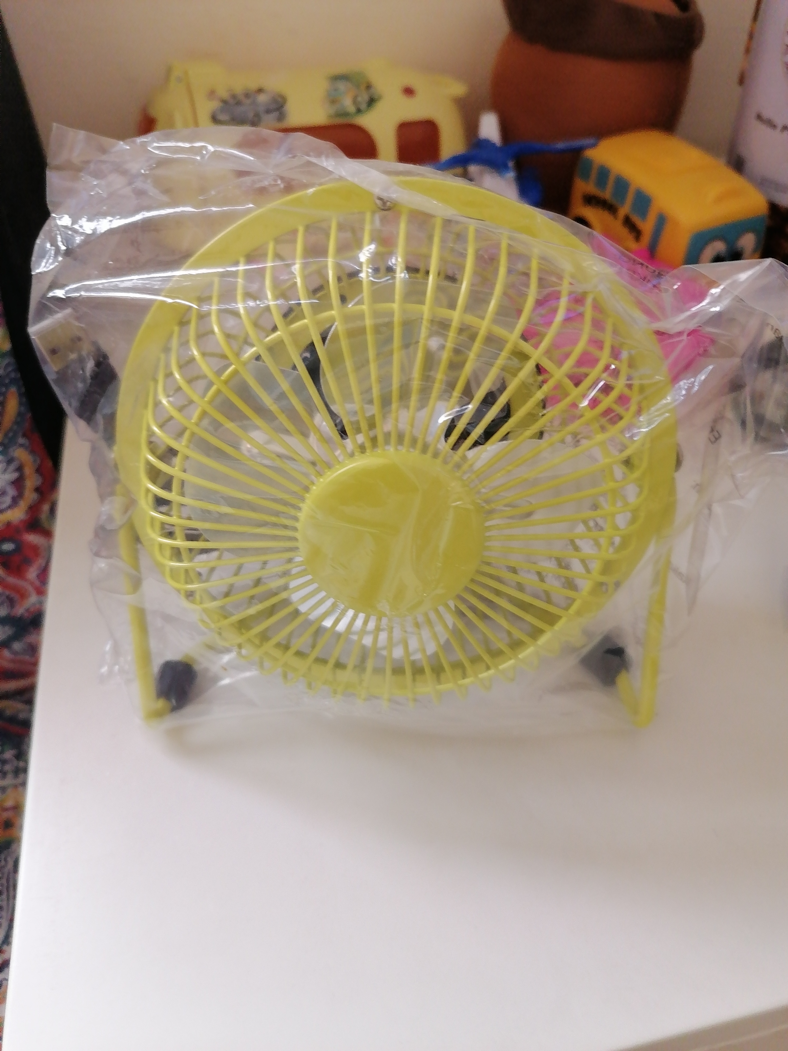 Brand New Small Desk Fan  - Image 5