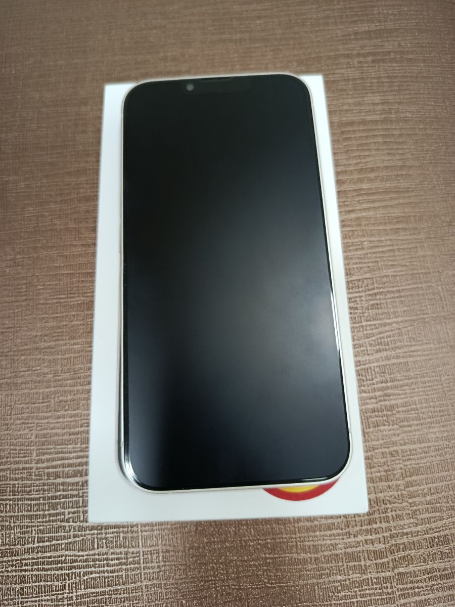 iPhone 14 - Image 2