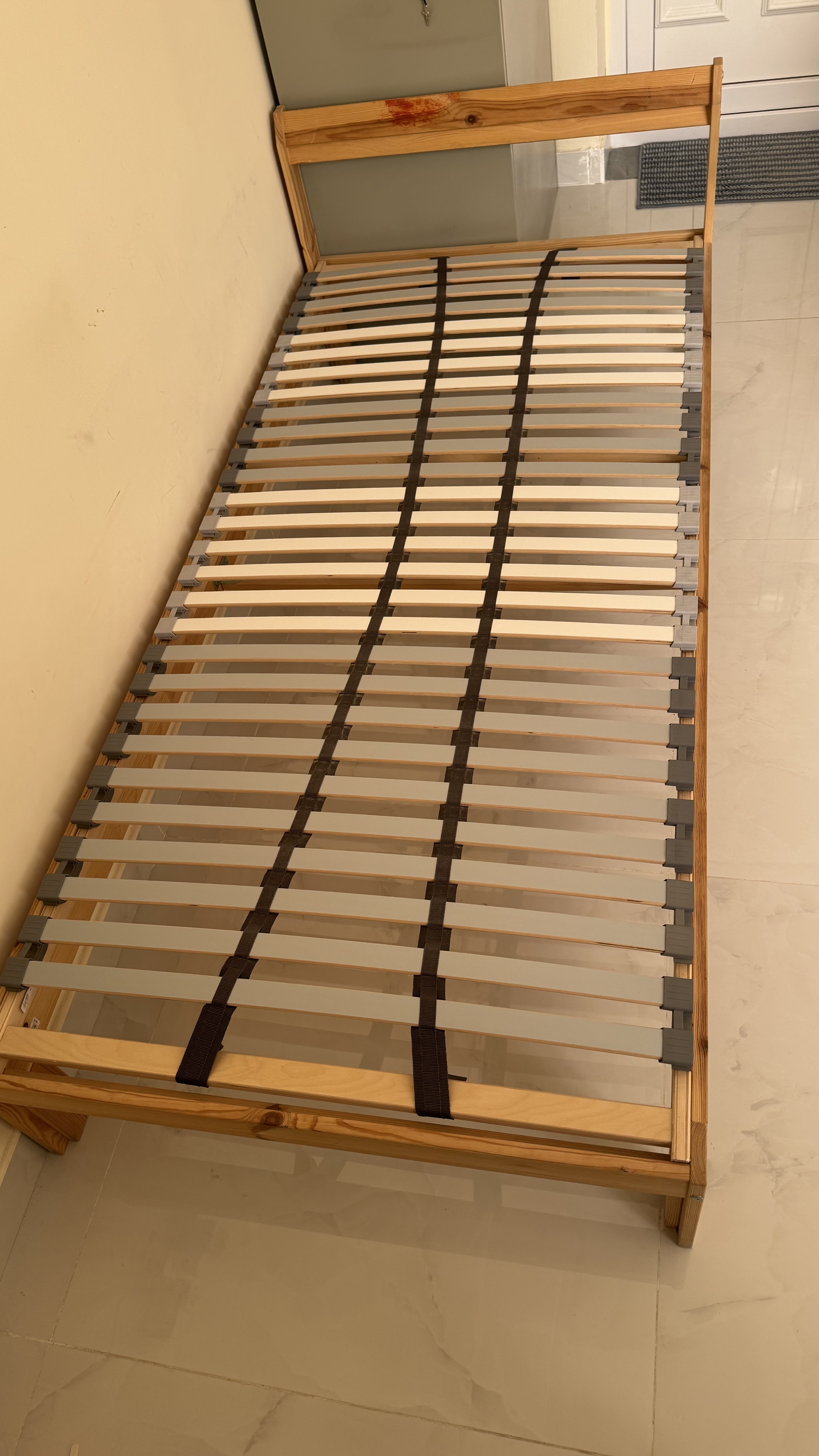 ?️ Wooden Bed Frame for Sale – 90×200 - Image 3