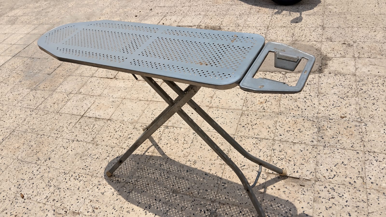 Iron Board - Image 1