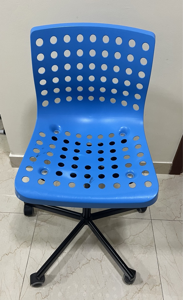 IKEA Swivel desk chair blue - Image 6