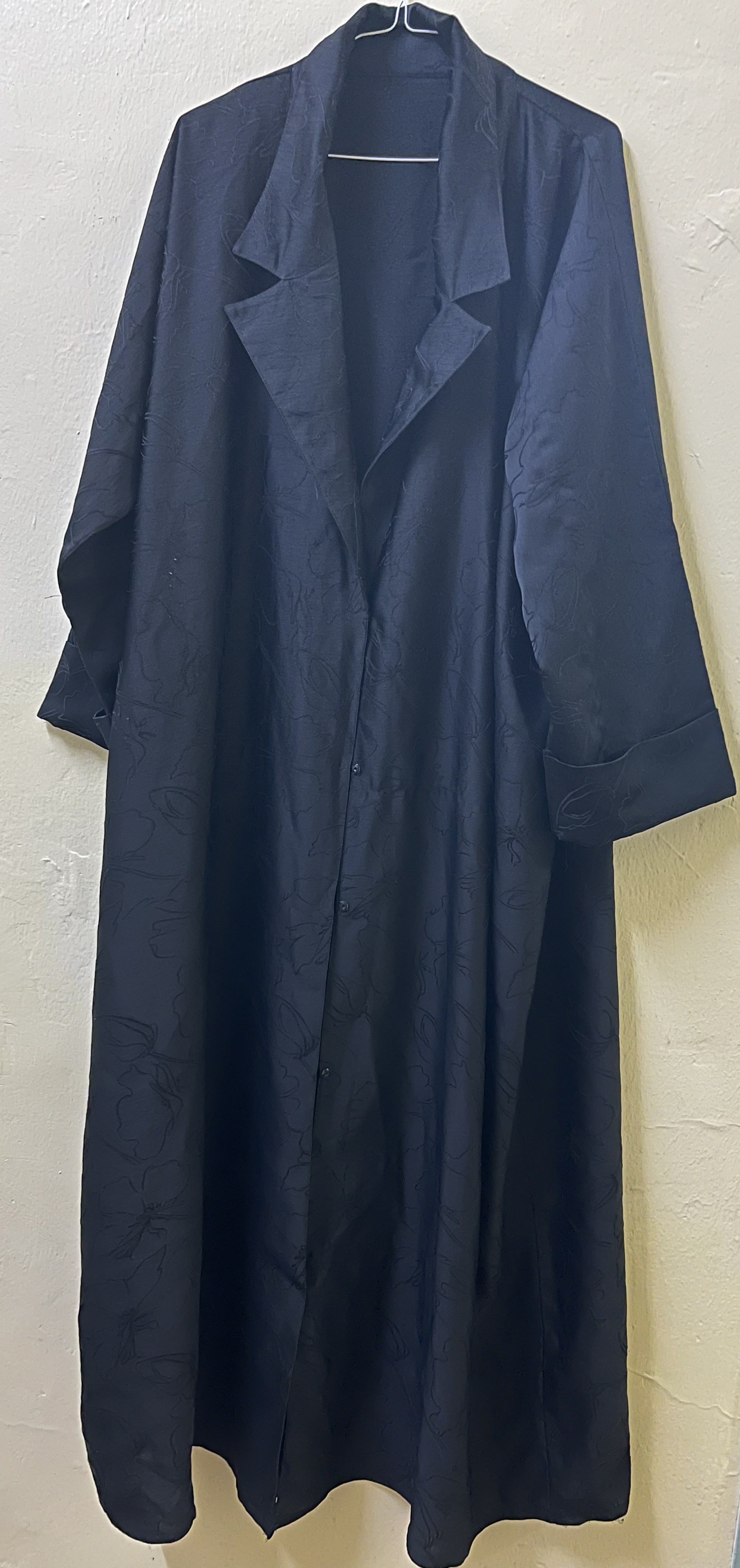 Used abaya average size 54 - Image 5