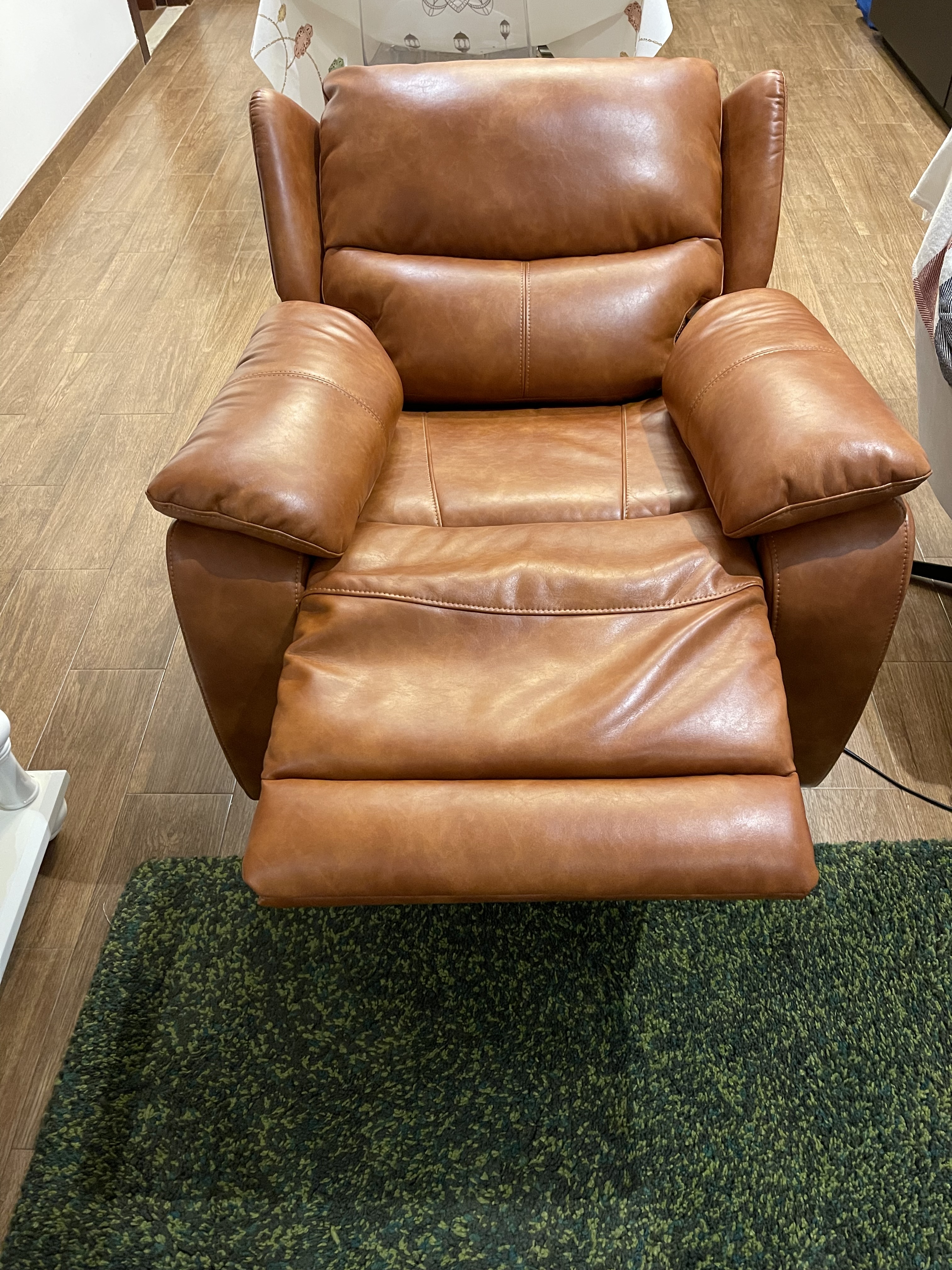 Excellent Condition Leather HomeCentre Electric Recliner Sofa - Image 5