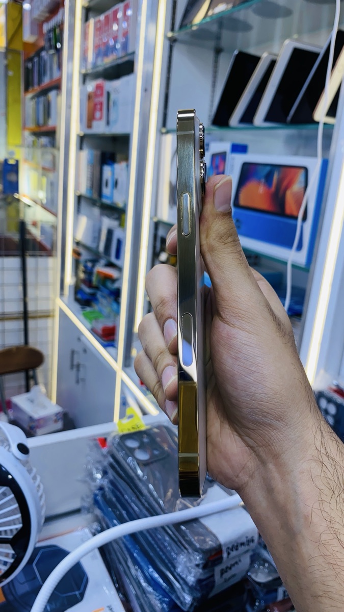 13 pro max - Image 6