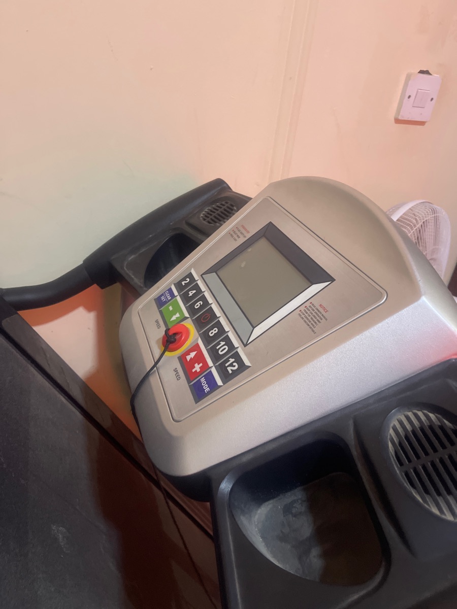 Treadmill - Image 1